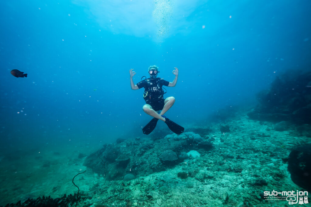 diving on Koh Lanta - picture taken by Zoë - sub-motion.com