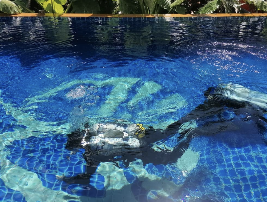 pool session - diving on Koh Lanta
